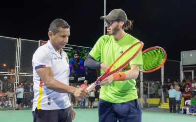 Primera cancha de tenis profesional en Lago Agrio.